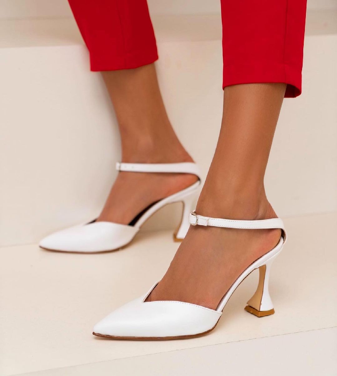 R Heels 9002