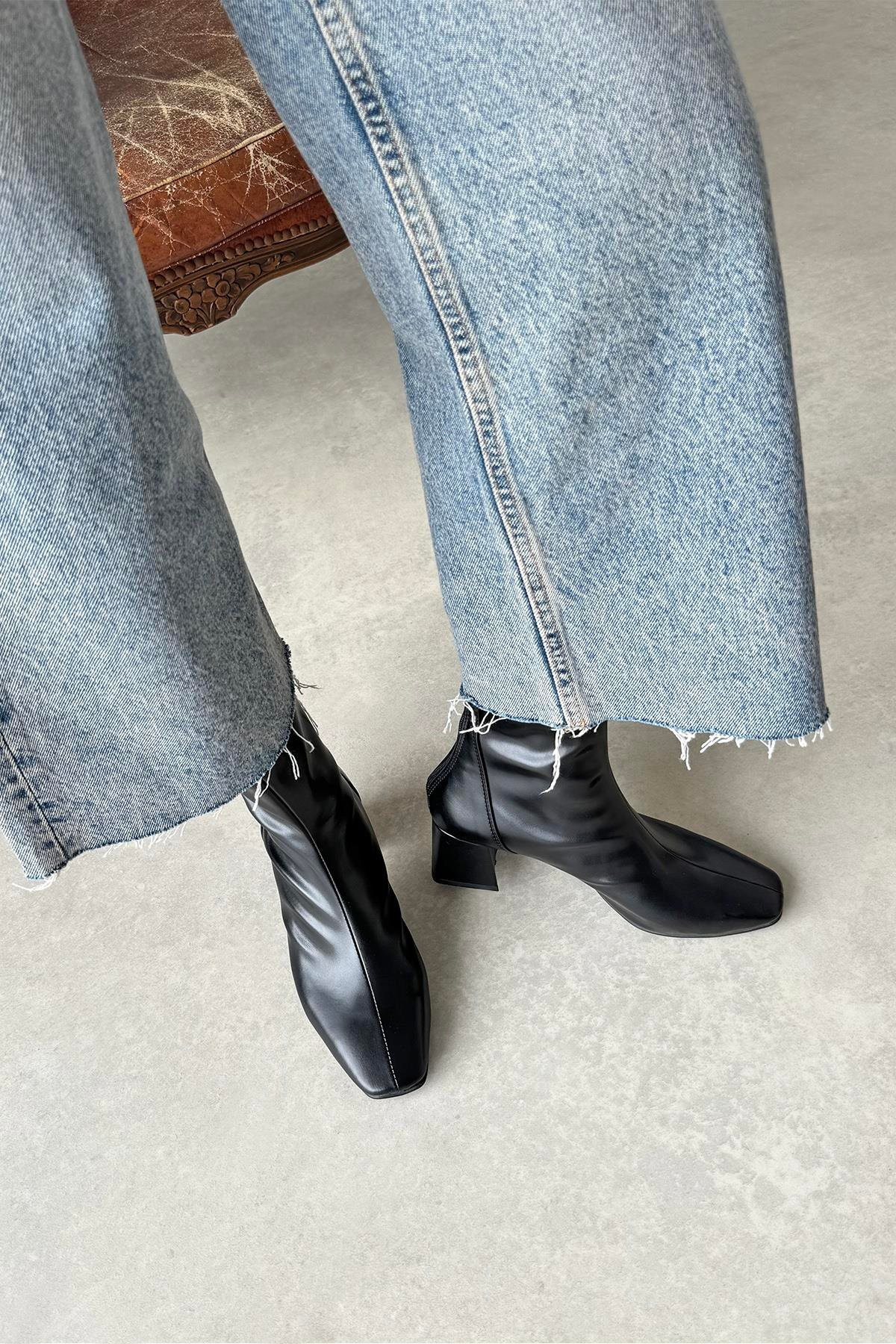 Miral Boots