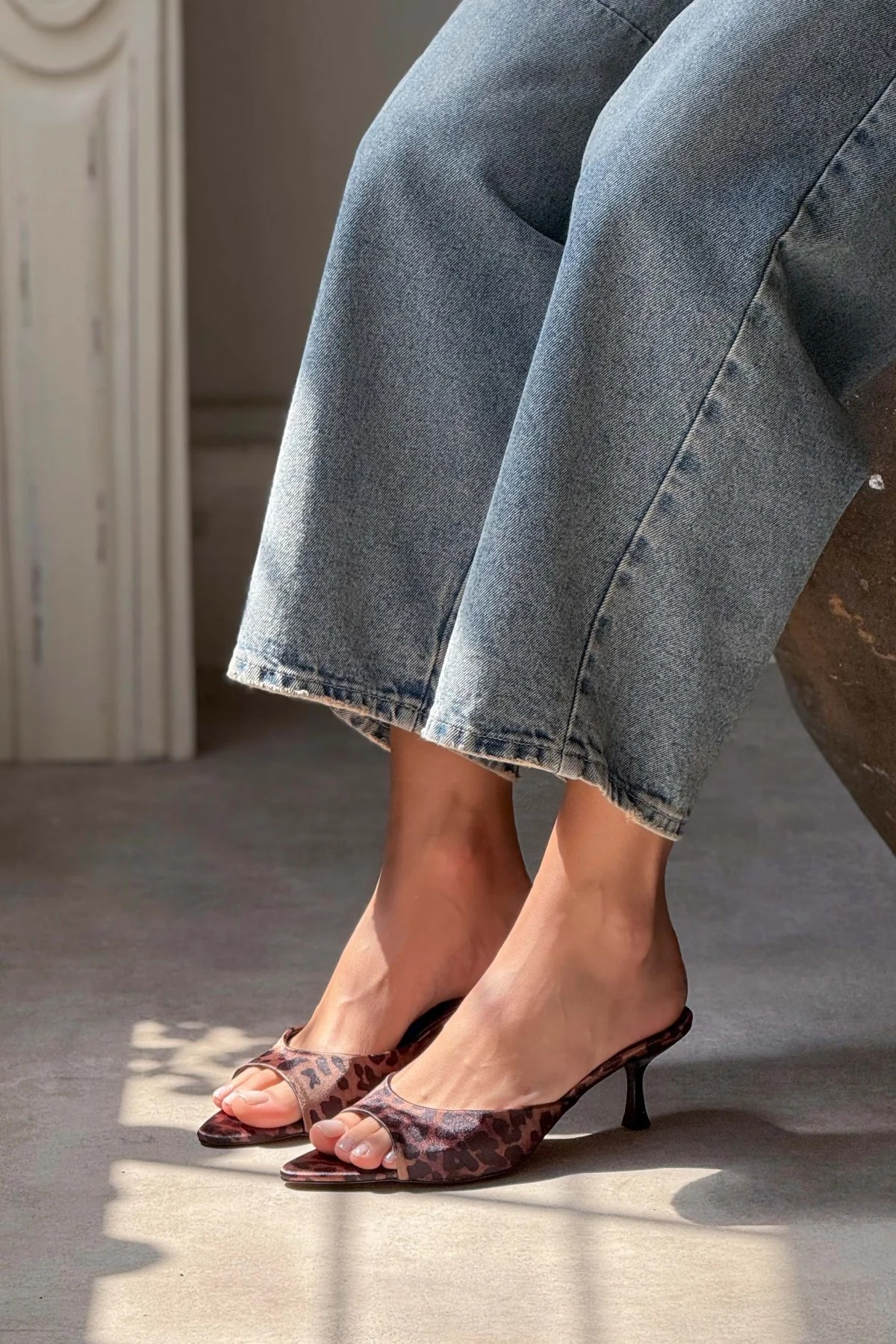 Prona low heels mules