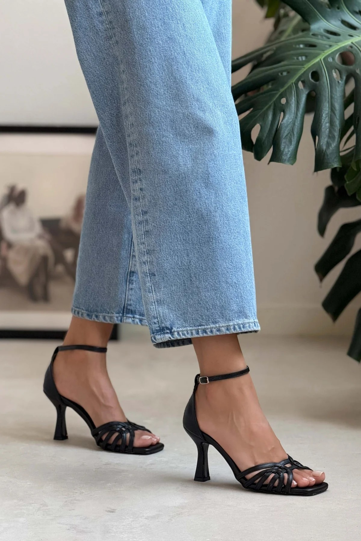 Yosa Heeled Sandals