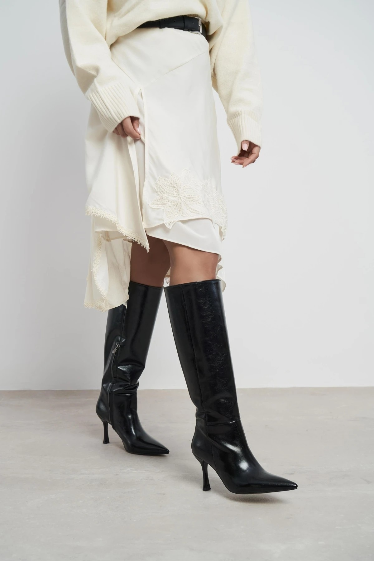 Hama Knee-High Heeled Boots