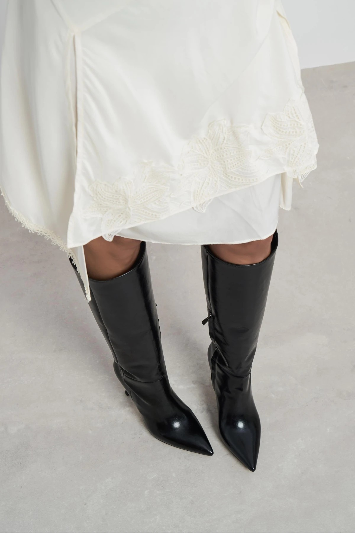 Hama Knee-High Heeled Boots