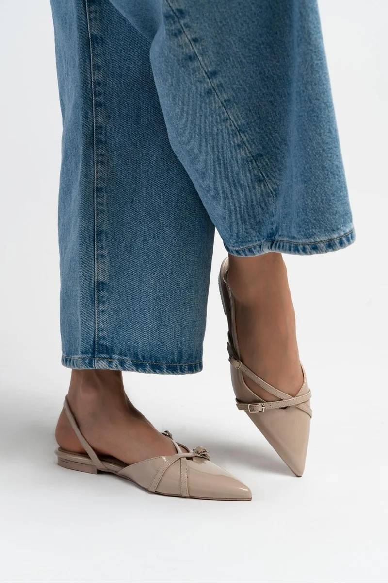 Mirva Slingbacks Flats
