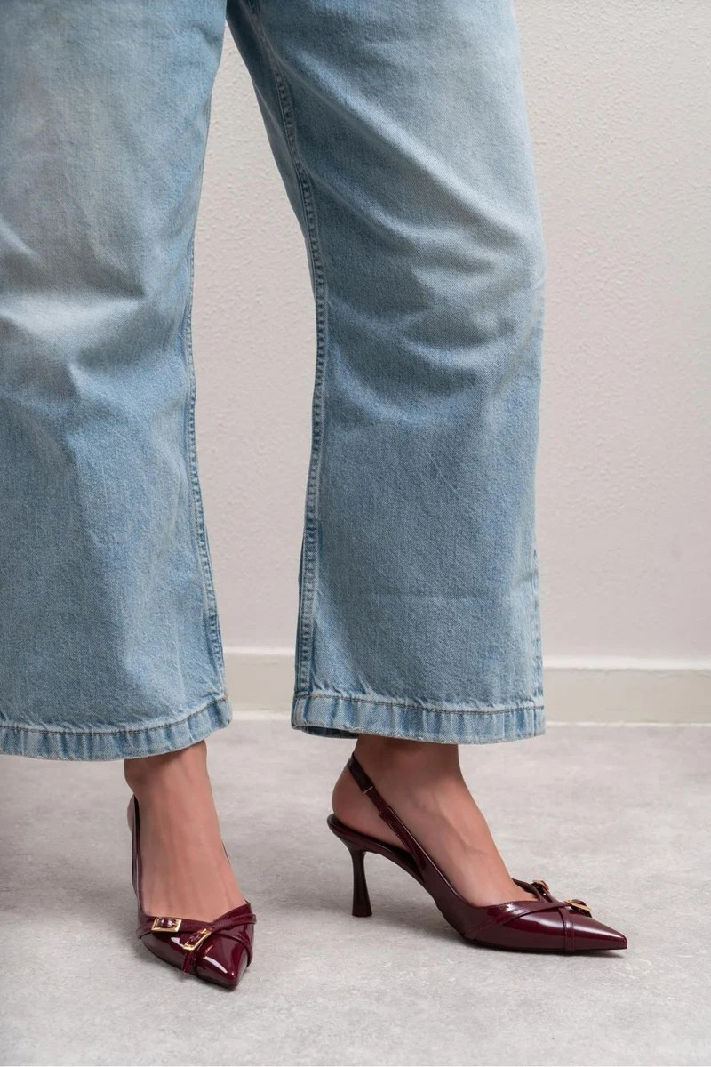 Vertiguo slingback Heels