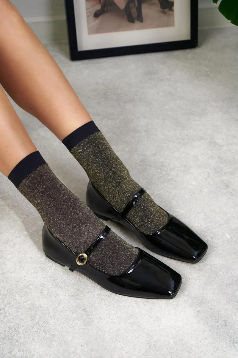 Oval ballet Flats