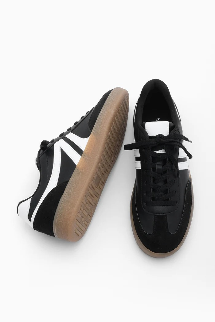 Samo Sneakers