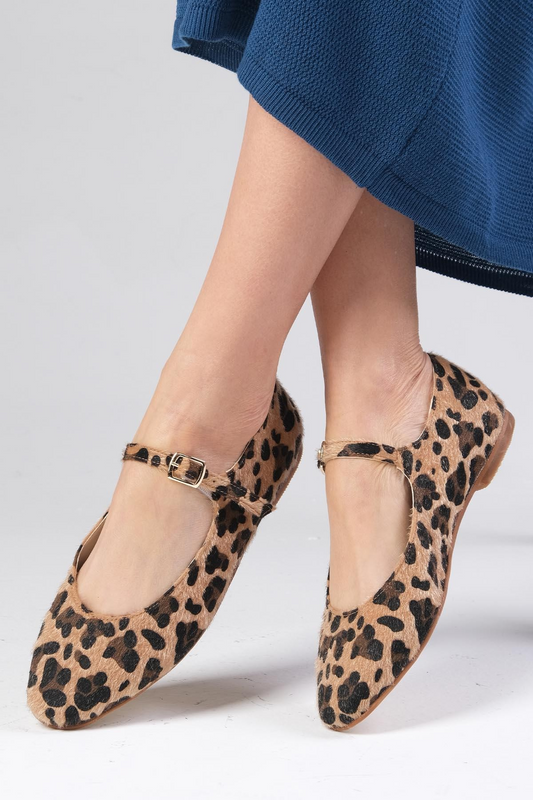 Dali Ballerina Leopard