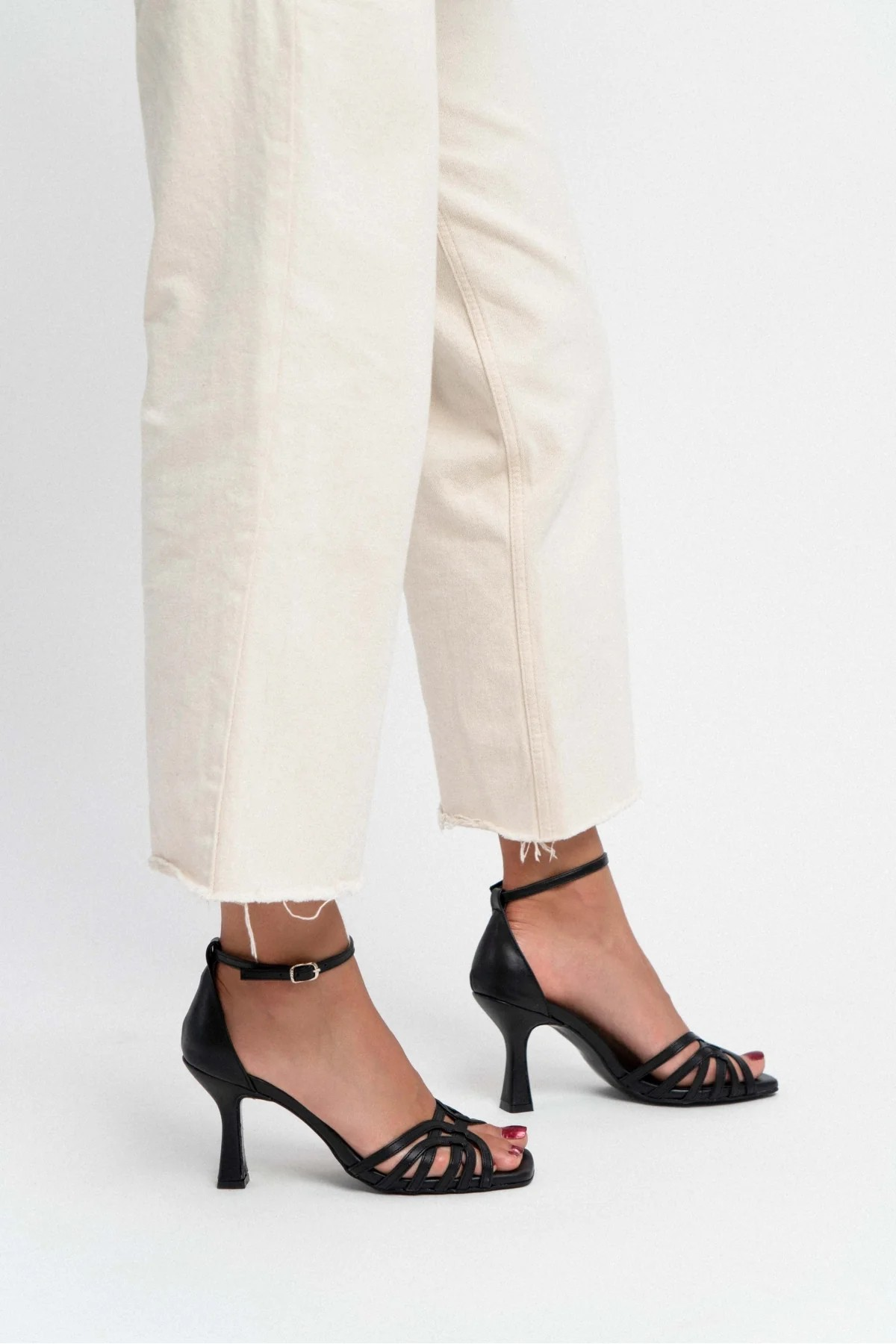 Yosa Heeled Sandals