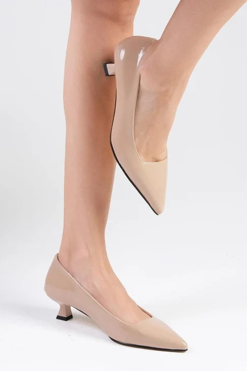 Simple kitten heels