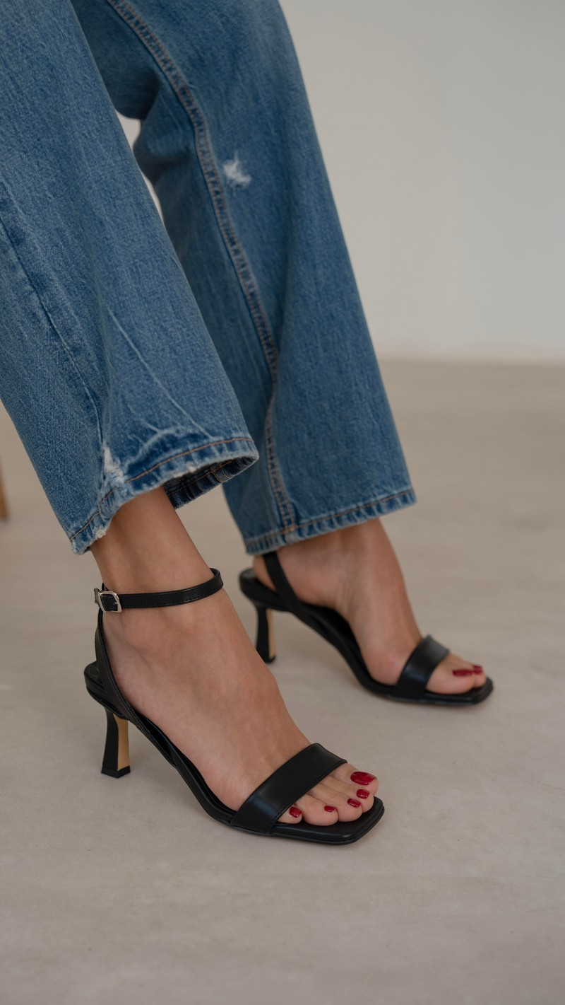 Waya Heeled Sandals