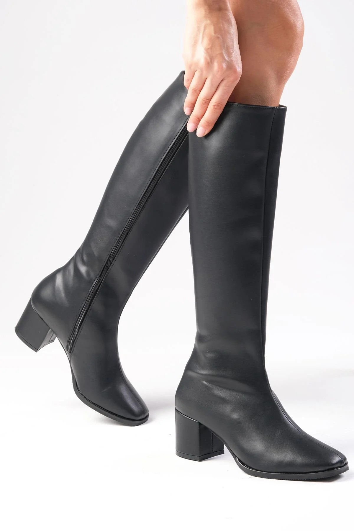 Mio Block Heel Knee Boots