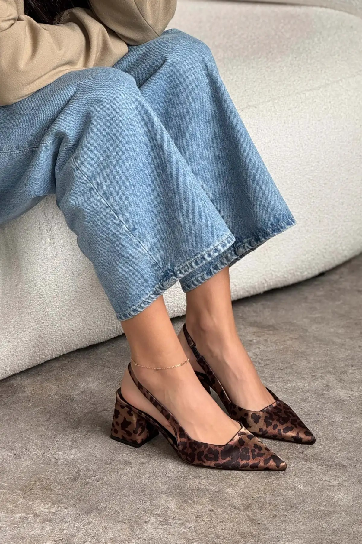 Roja Slingback heels