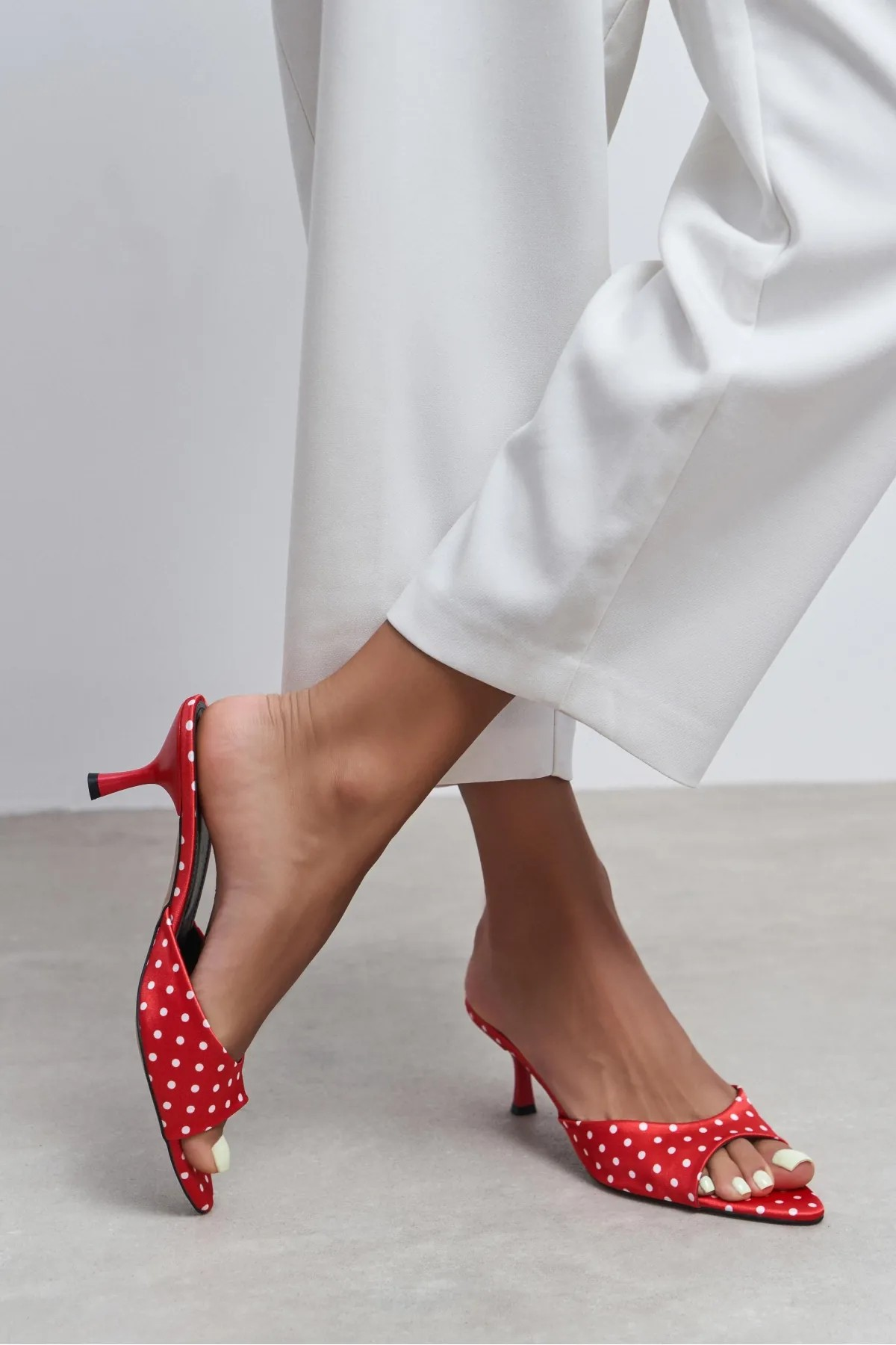 Prona low heels mules  - Polka Dot