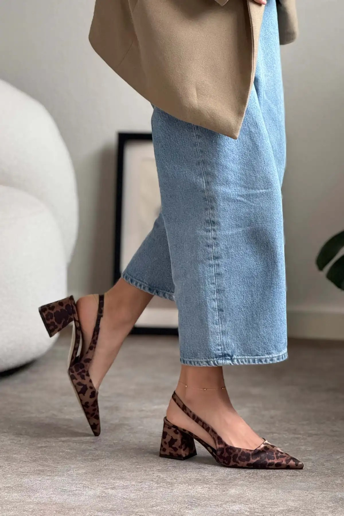 Roja Slingback heels