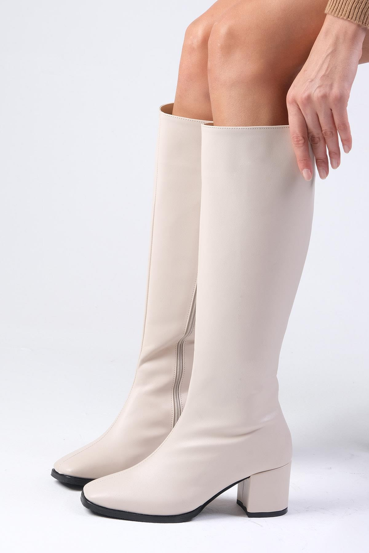 Mio Block Heel Knee Boots