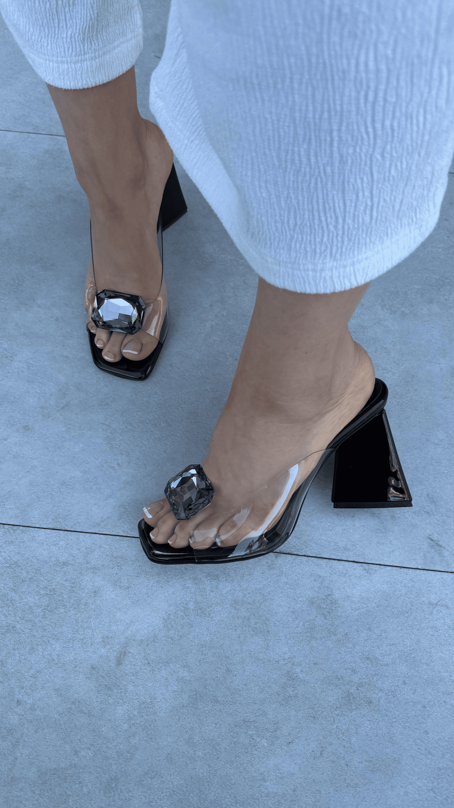 Diamond Pyramid Heels !