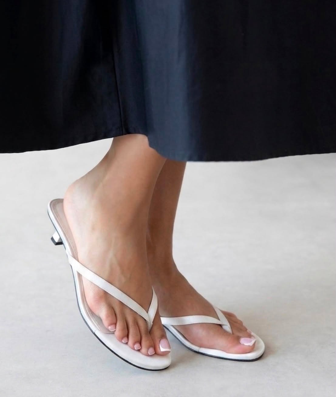 500 Thong Mule