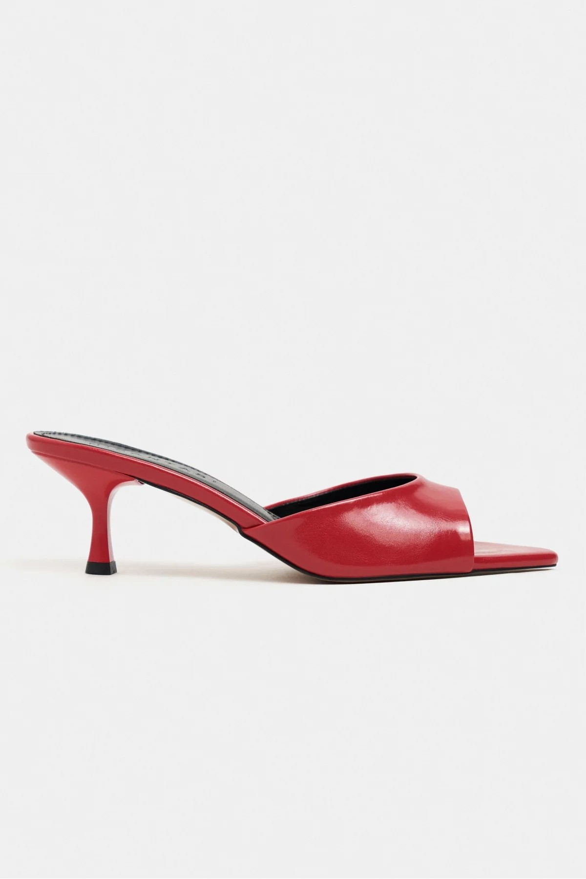 Prona low heels mules