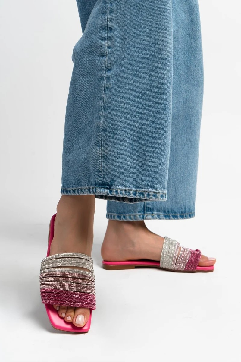 R F 001 Summer Flats