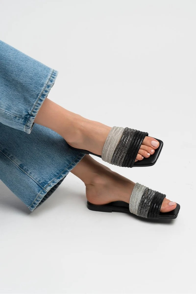 R F 001 Summer Flats