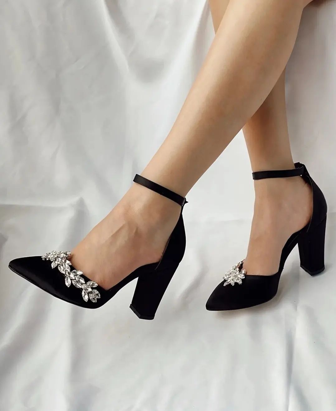 Zila Heeled  Pumps