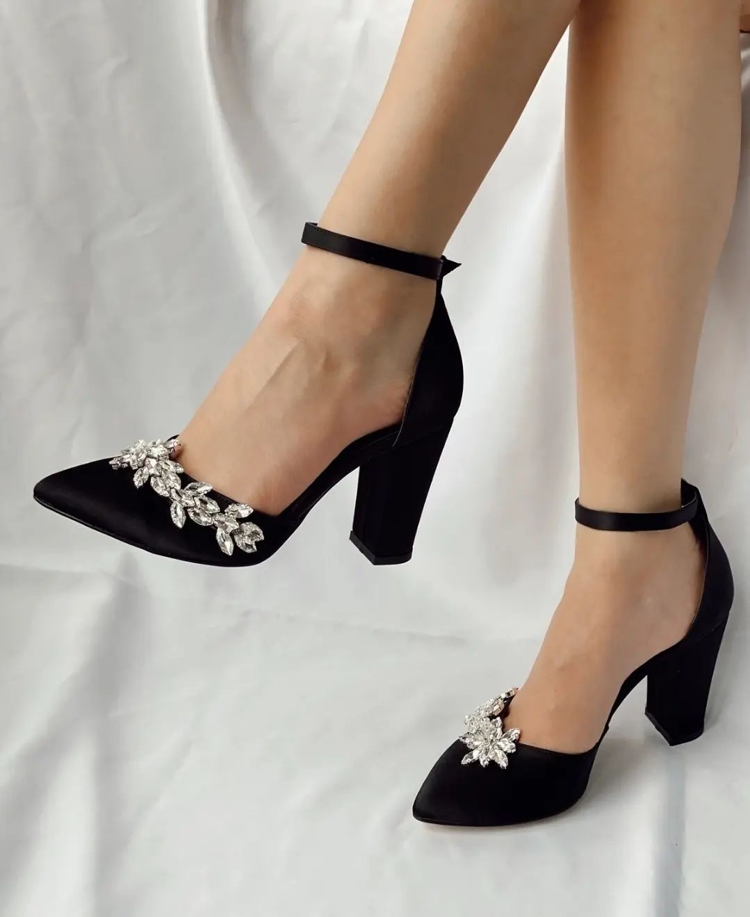 Zila Heeled  Pumps