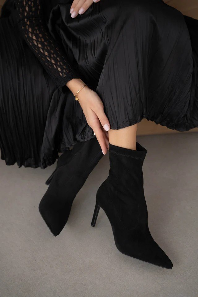 Arna Ankel Boots