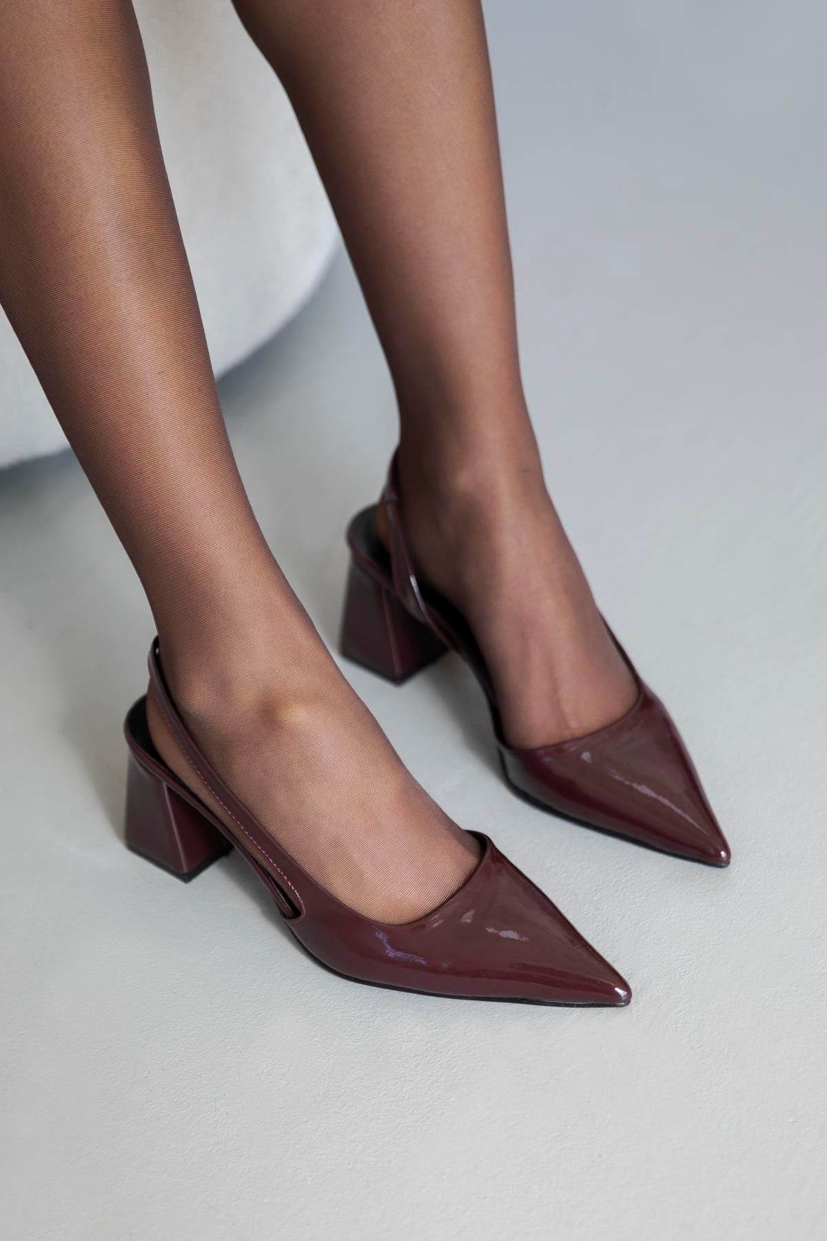 Delva Heeled Slingback