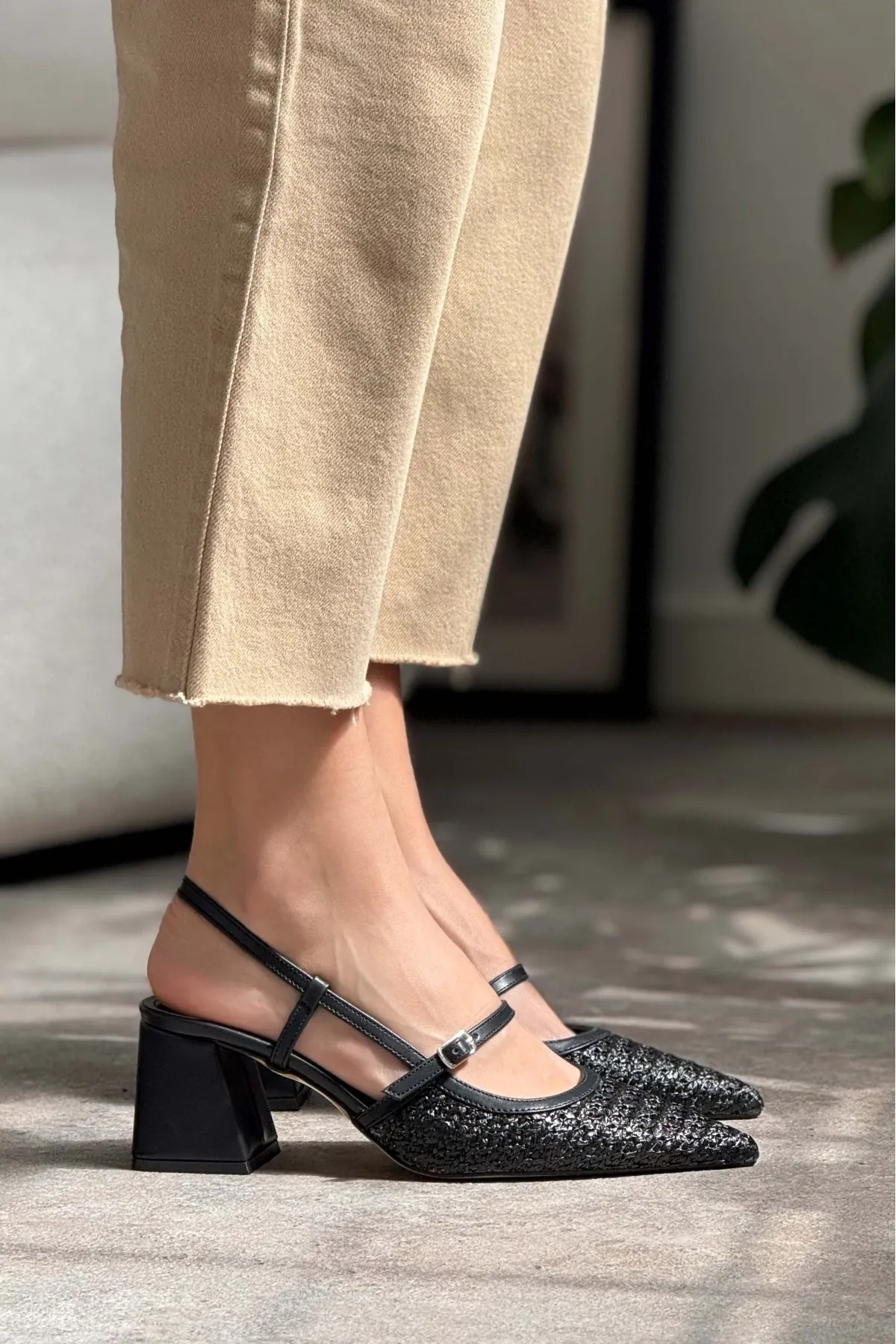 Seza Slingback heels