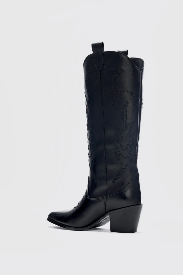Veta XXL Cowboy Boots