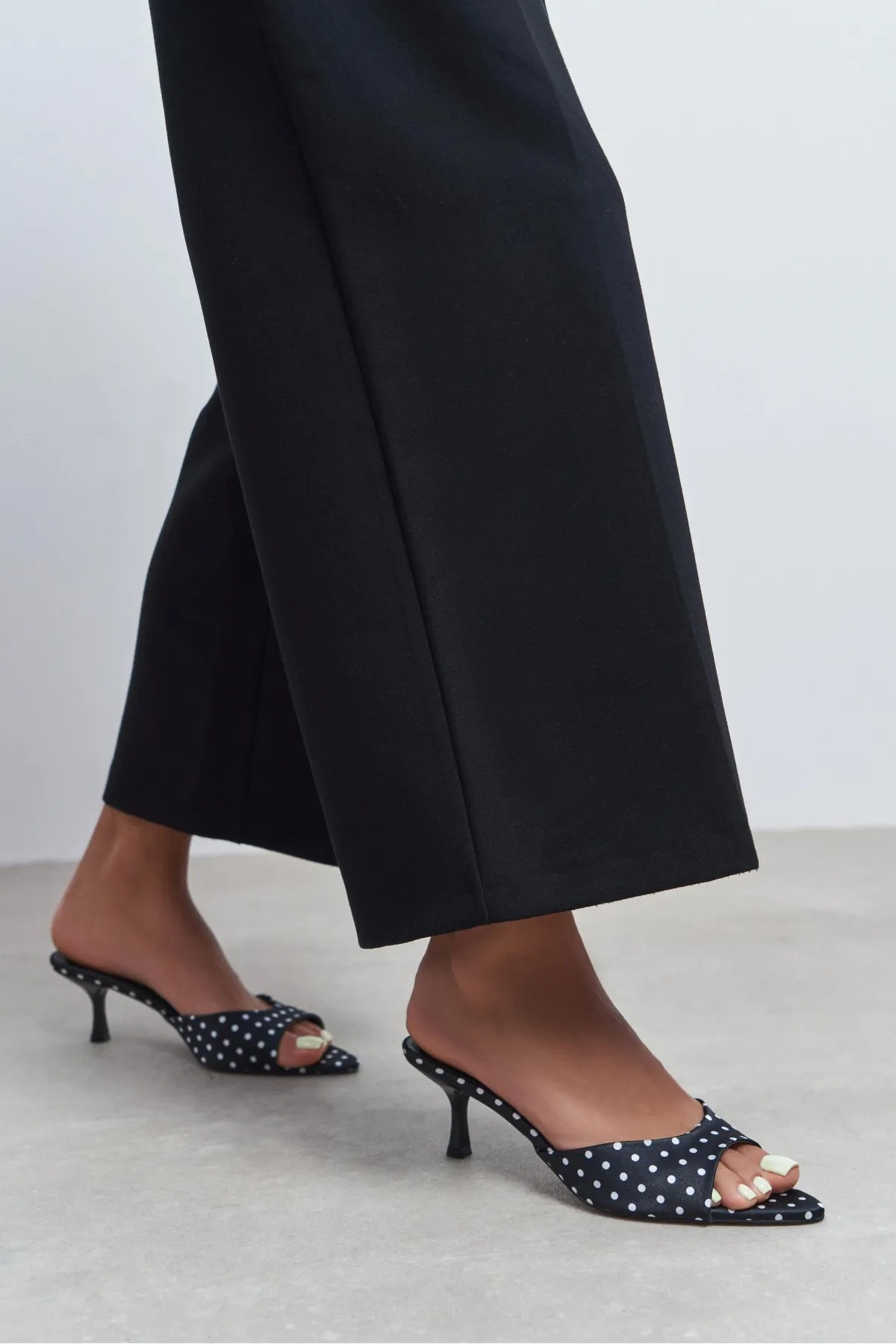 Prona low heels mules  - Polka Dot
