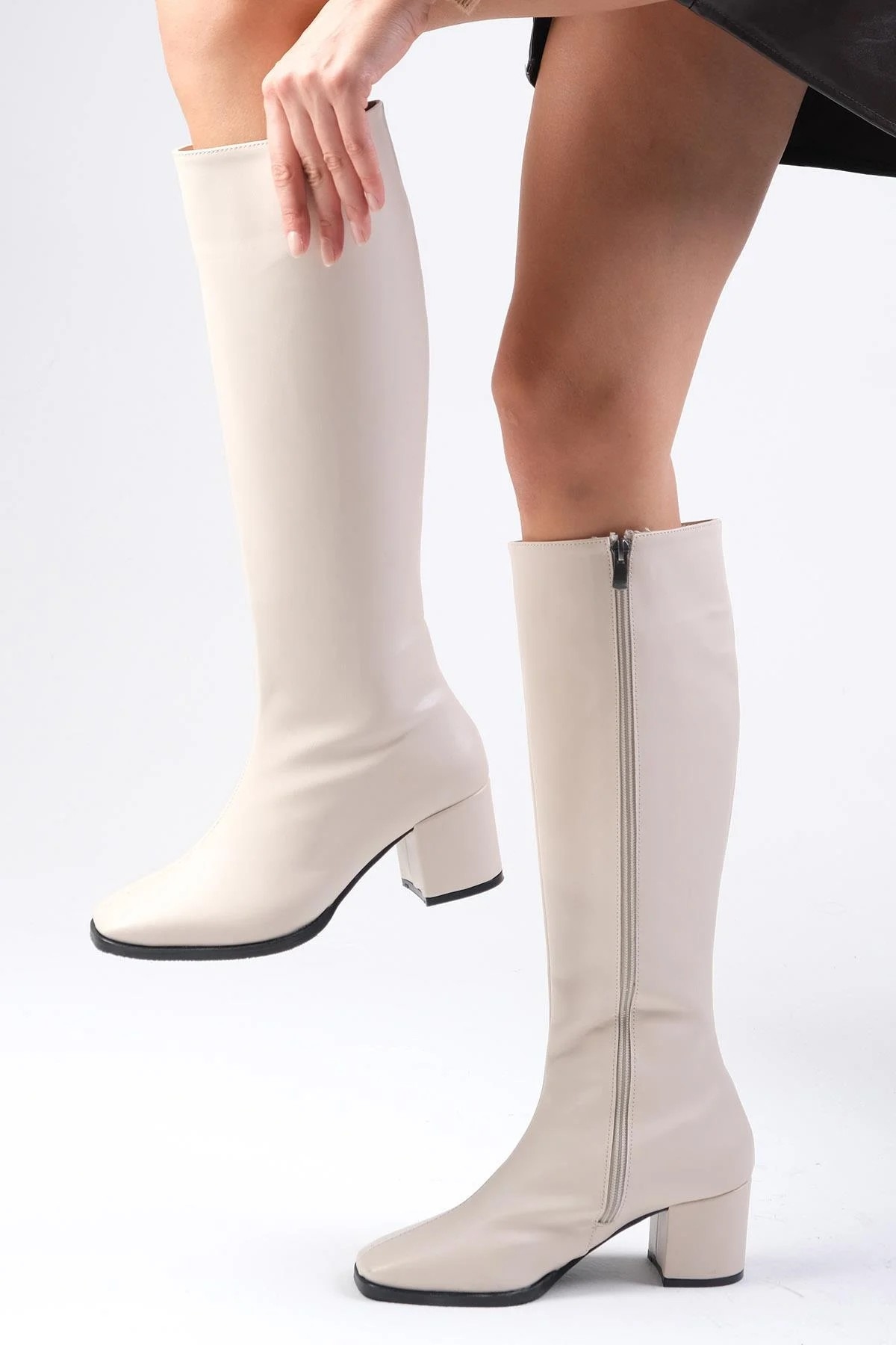 Mio Block Heel Knee Boots