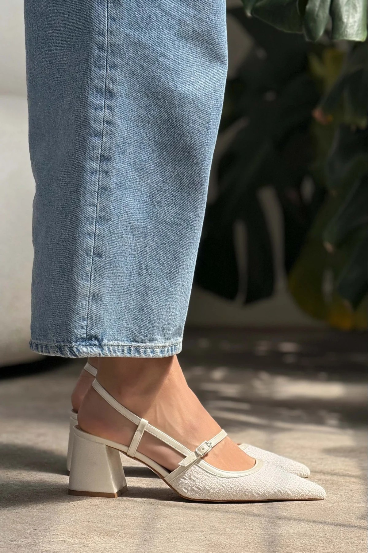Seza Sling Back Heels - Straw