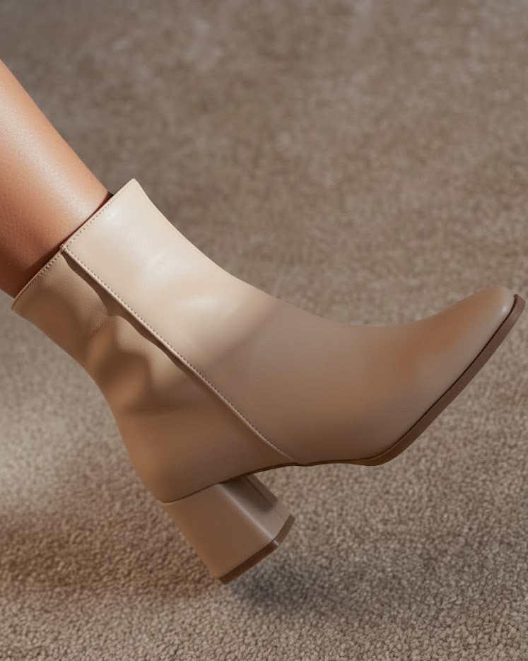 Pyra Ankel Boots