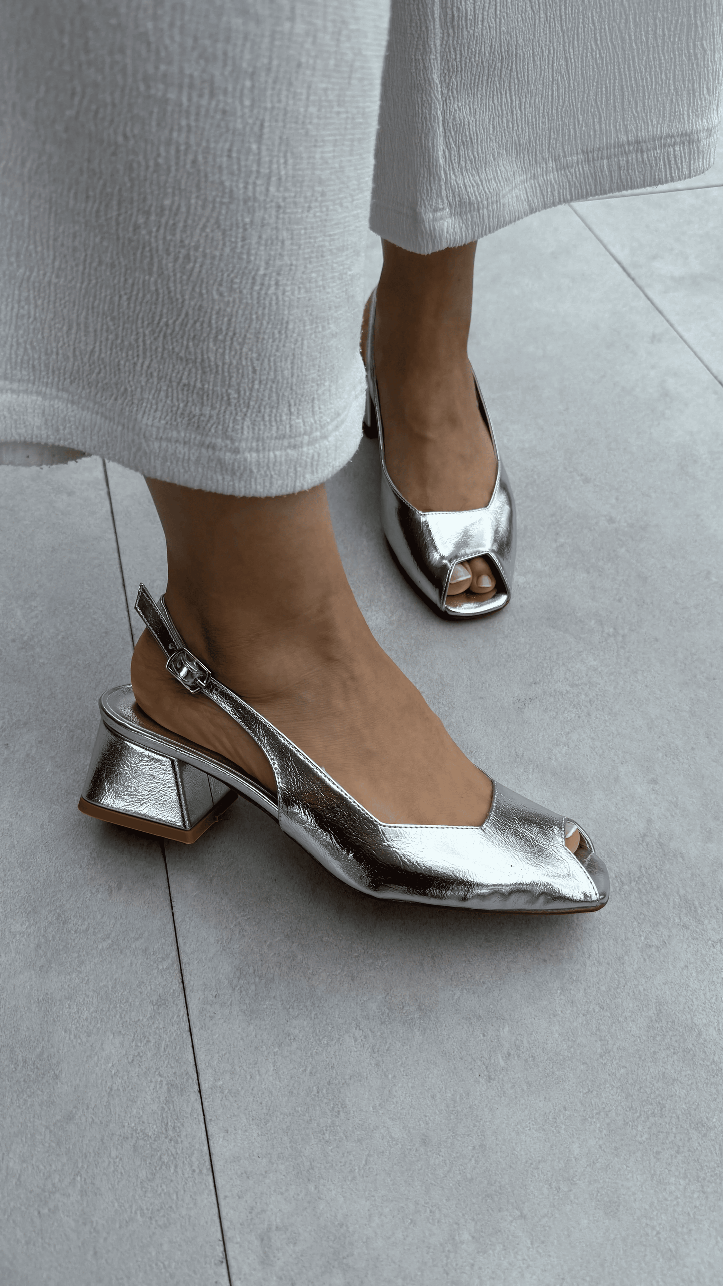 Soba Low eels Sandals